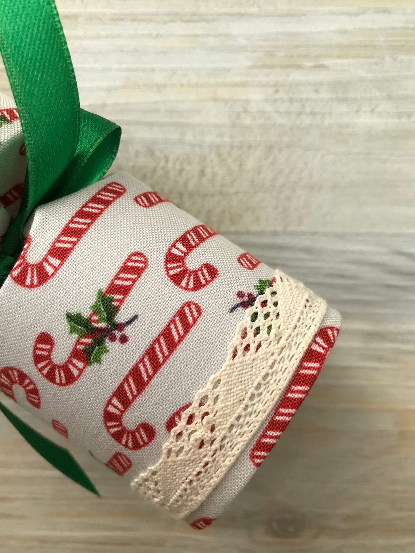 Fabric Christmas Crackers