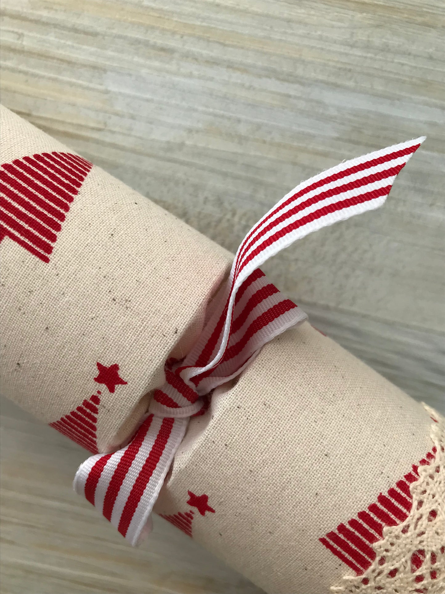 Fabric Christmas Crackers