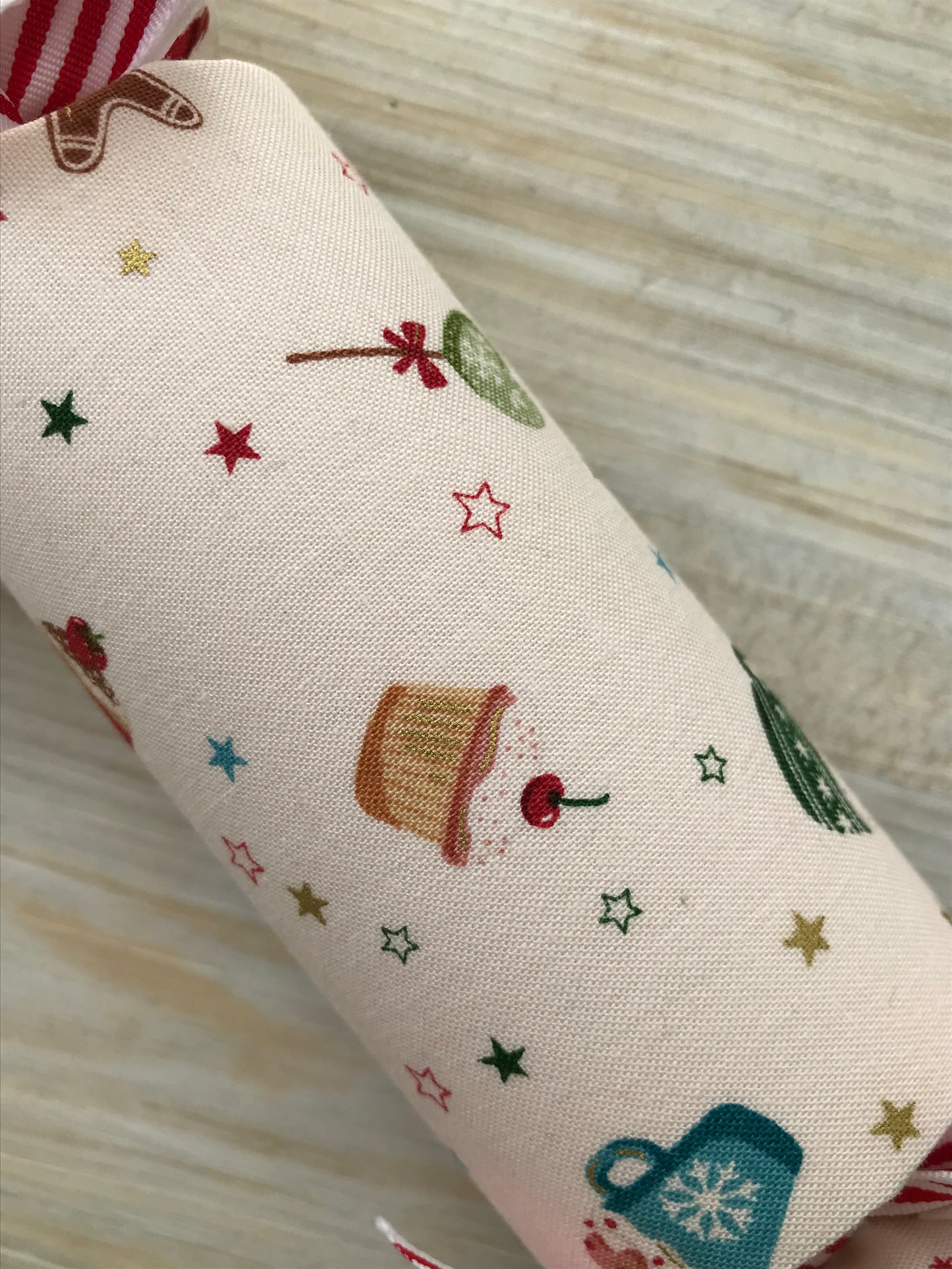 Fabric Christmas Crackers