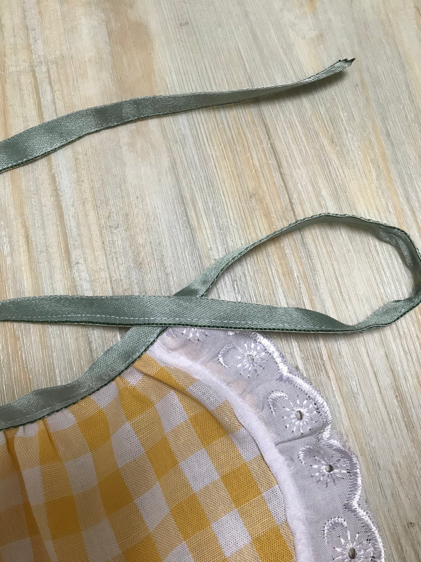 Dolls Dress and Apron Set